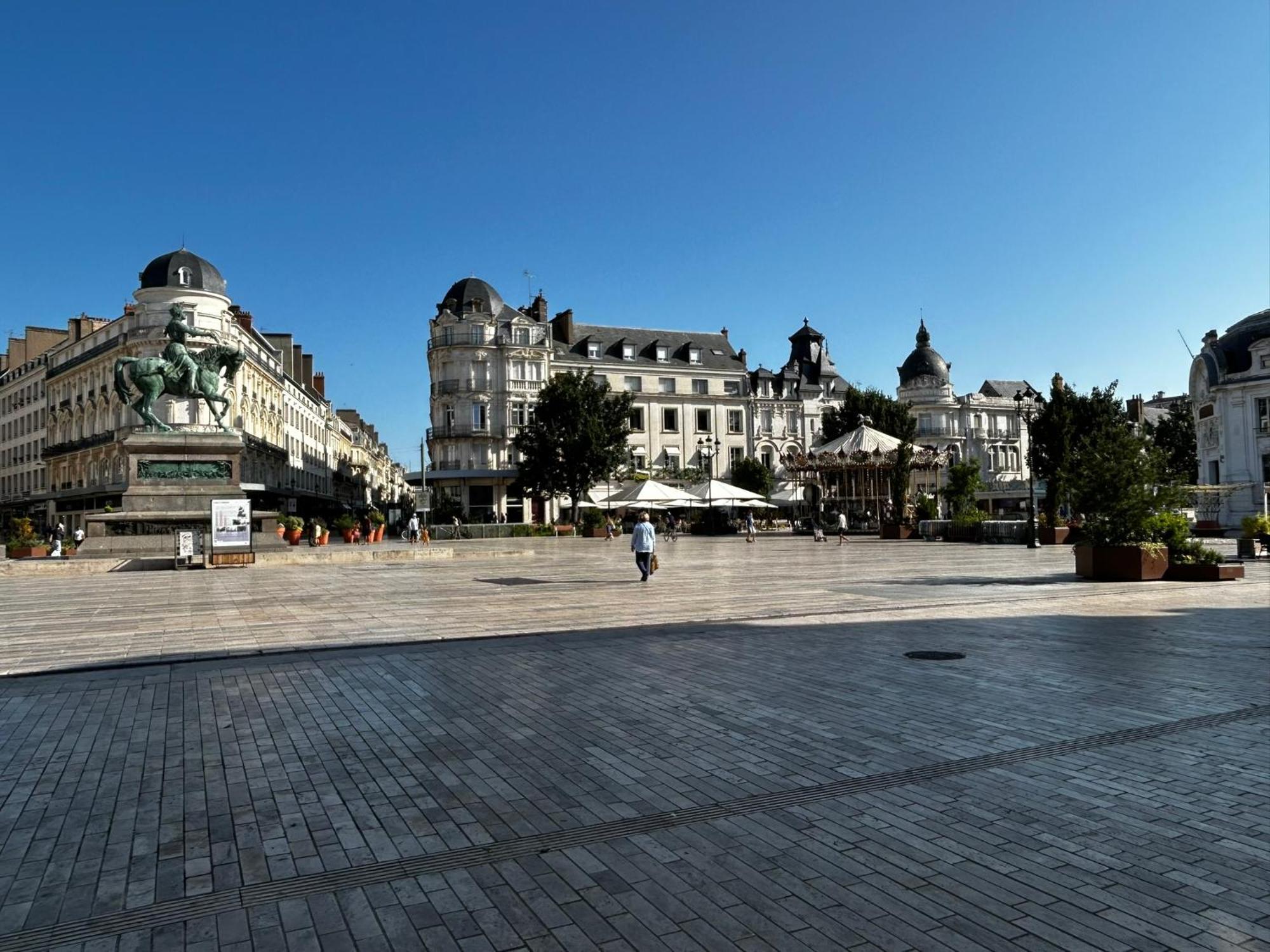 Martroi - Coeur De Ville - 3 Pieces 80 M2 Tv - Internet Haut Debit - Loisirs Et Affaires Orléans Exteriör bild